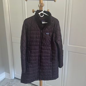 Patagonia Women's Puffer Jacket - Dark Purple